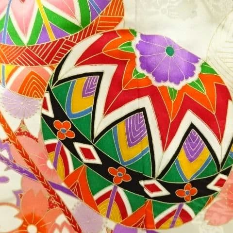 【Maki】正絹☆純粋無垢なはにかみ笑顔がぴったりの優雅な7歳七五三用祝着