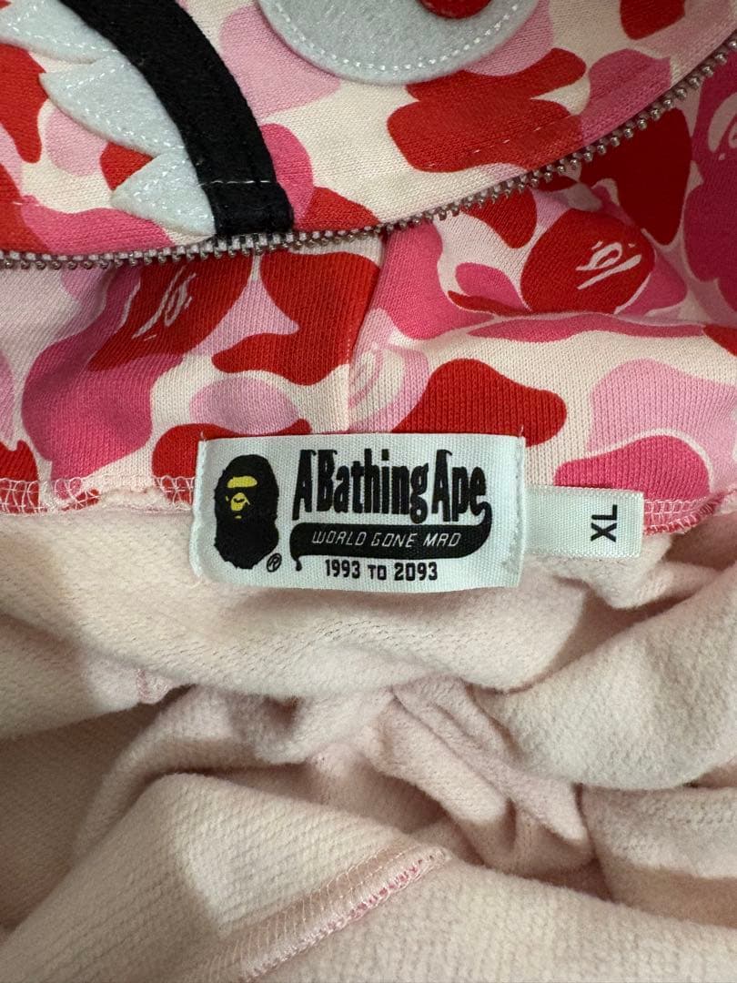 シャークパーカー