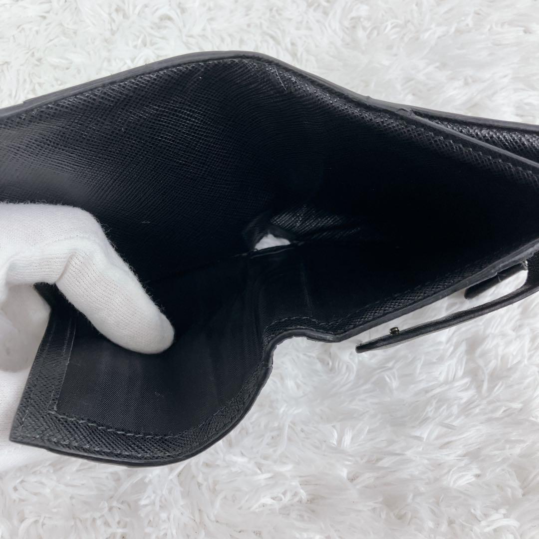 てぃくや プラダ 折り財布 サフィアーノ2MC066メタルロゴ 三角