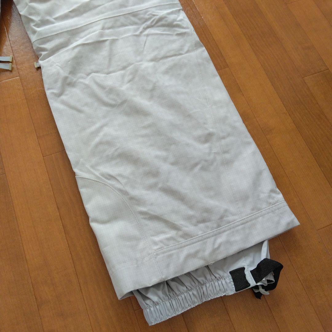 今ならおまけ付き！Patagonia スノーボードウェア ホワイト