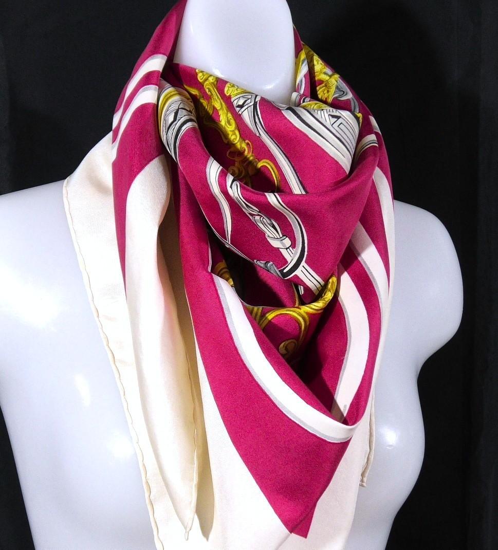 HERMES エルメス　大判スカーフ　カレ90　 D441