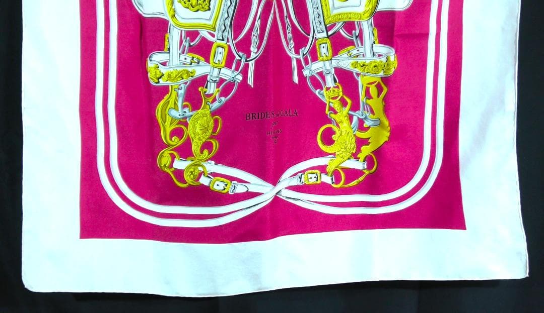 HERMES エルメス　大判スカーフ　カレ90　 D441