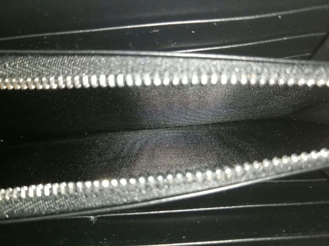 メゾンマルジェラ　ラウンドファスナー　S56UI0110 P4745 T8013