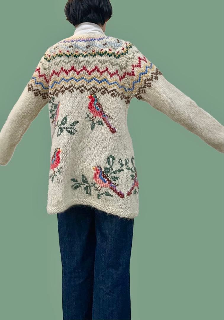 70s ユーロ ヴィンテージ クリーム色 ニット 古着 鳥刺繍 手編み 民族衣装