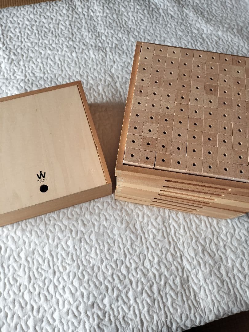 傷あり　童具館　かずの木　白木