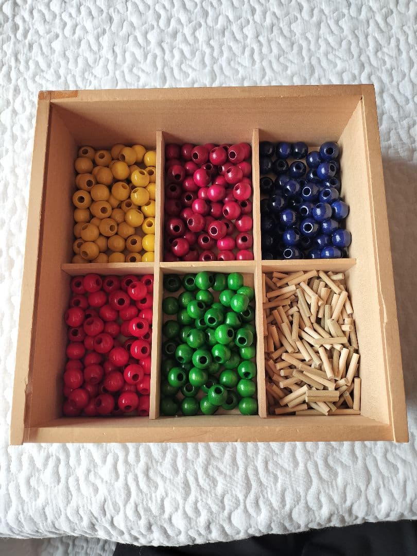 傷あり　童具館　かずの木　白木