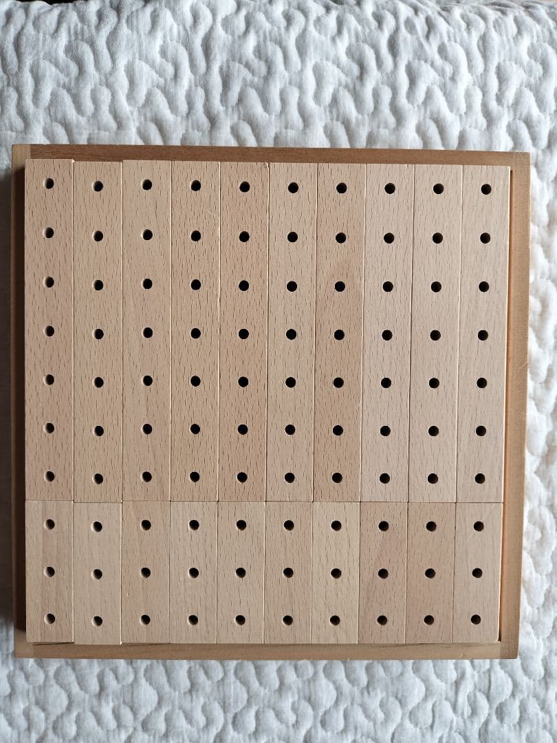 傷あり　童具館　かずの木　白木