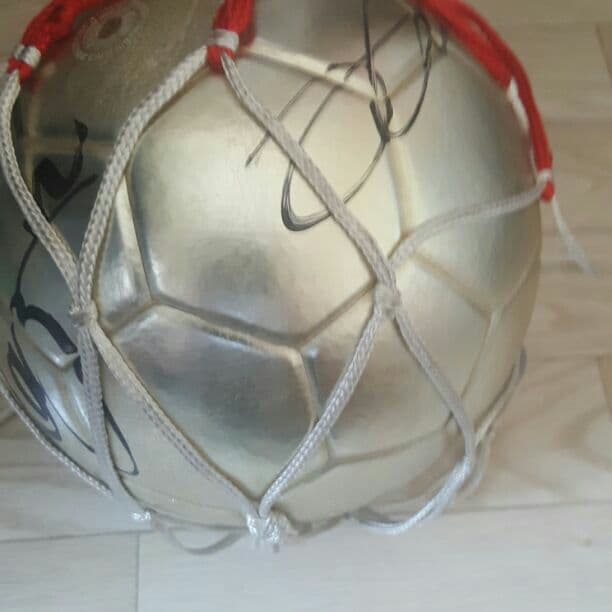 イチローのサッカーボール本人のサインいり