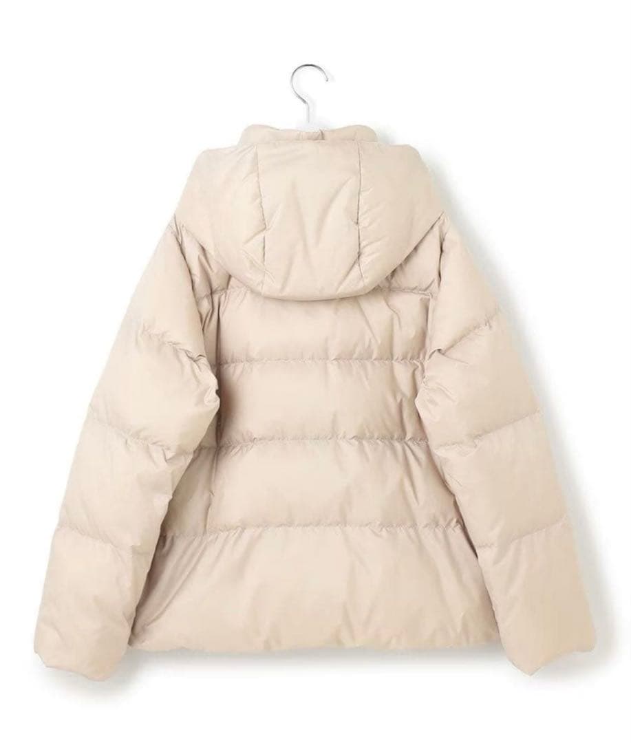 23区今季滝沢眞規子さん着用VERY掲載シレータフタコンパクト ダウンコート32