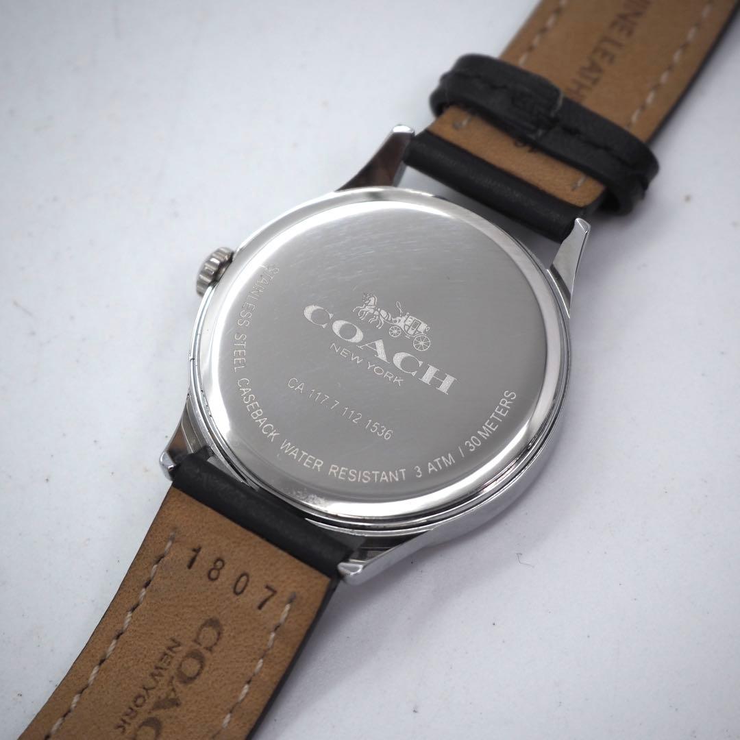 専用187【美品】COACH 時計　ハチ 箱付き 柄 レディース　メンズ