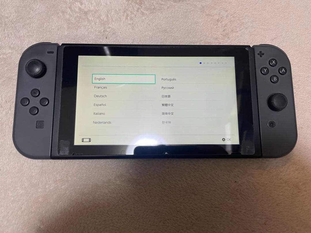 Nintendo Switch 本体　傷あり