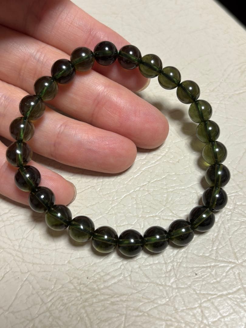 con　モルダバイト　ブレスレット