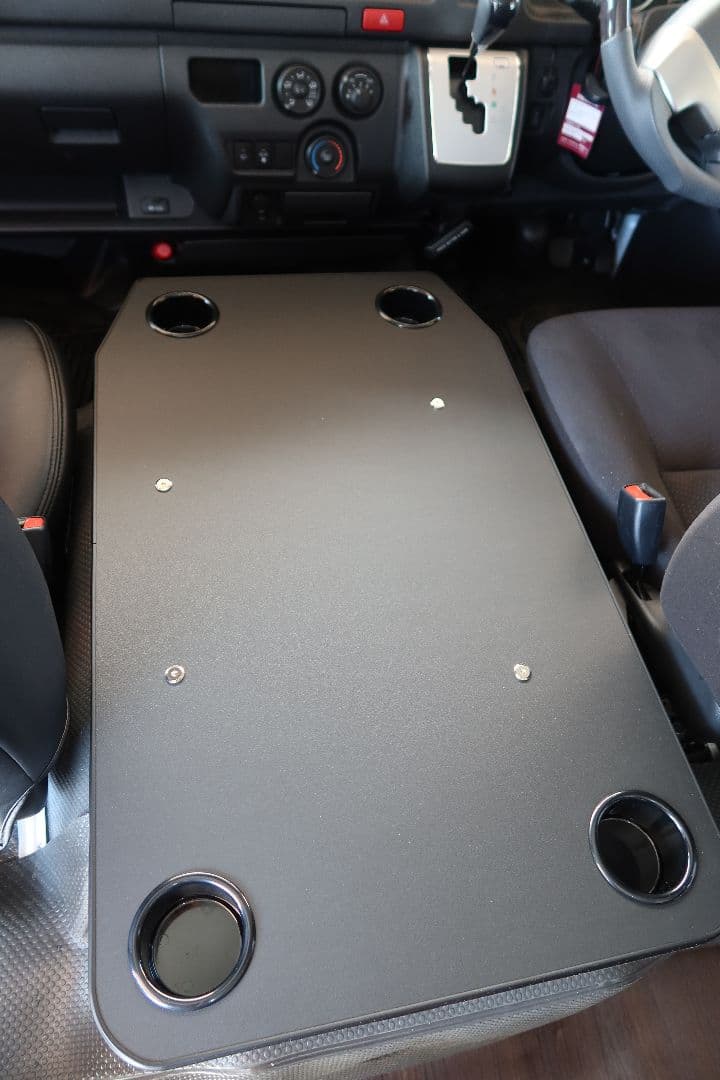 ハイエース　200系　ワイド　センターコンソール　フラットテーブル　ロング　黒