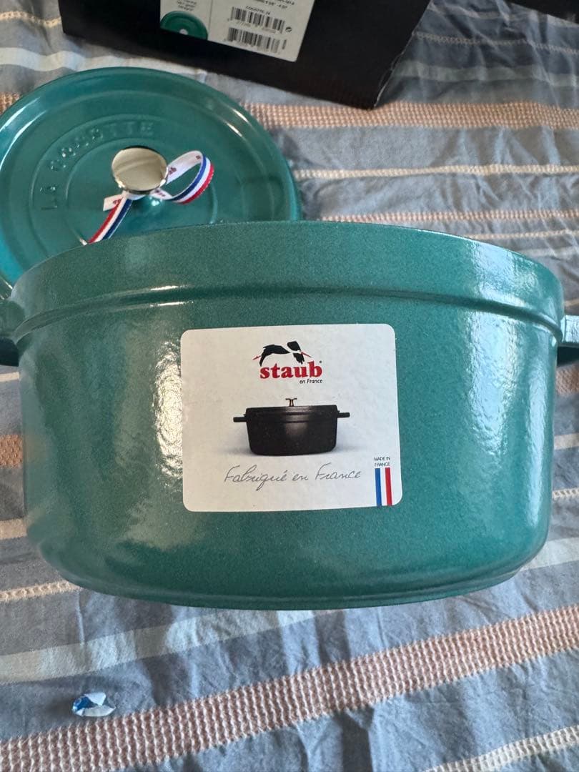 ストウブ　ミントグリーン　ココットロンド　24 4QT 3.8Ｌレアカラー