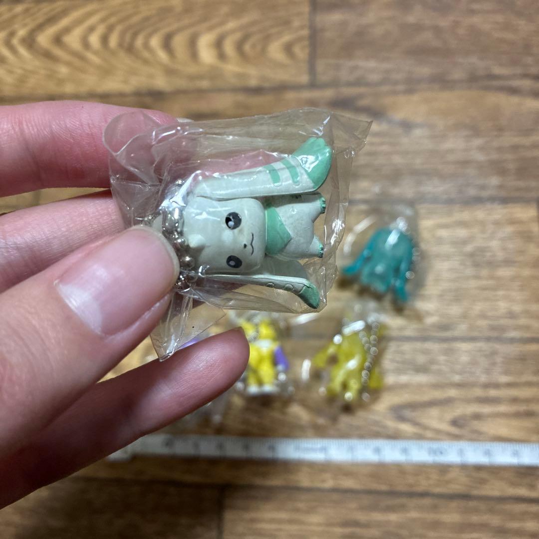 デジモンテイマーズ　フィギュアキーホルダー　2001年　レナモン　テリアモン　他