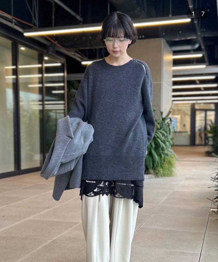 Curensology⭐︎ カットワーククロスブラウス