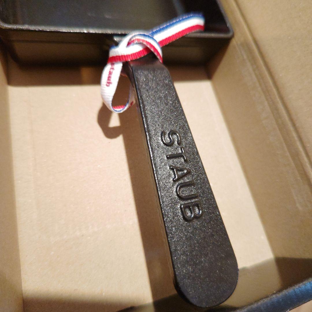 STAUB エッグロールパン