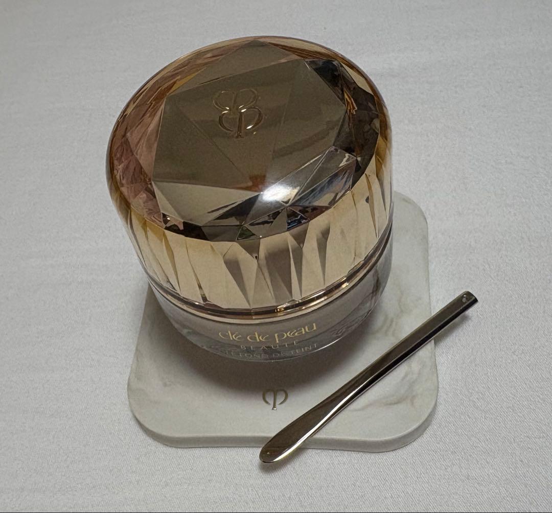 杏*子様 クレ・ド・ポー ボーテ　ル・フォンドゥタンｎ