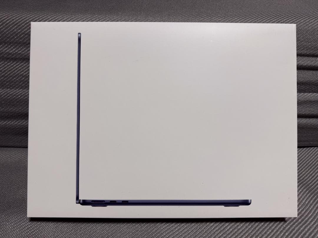 MacBookAir 2022 13インチ M2 24GB 512GB