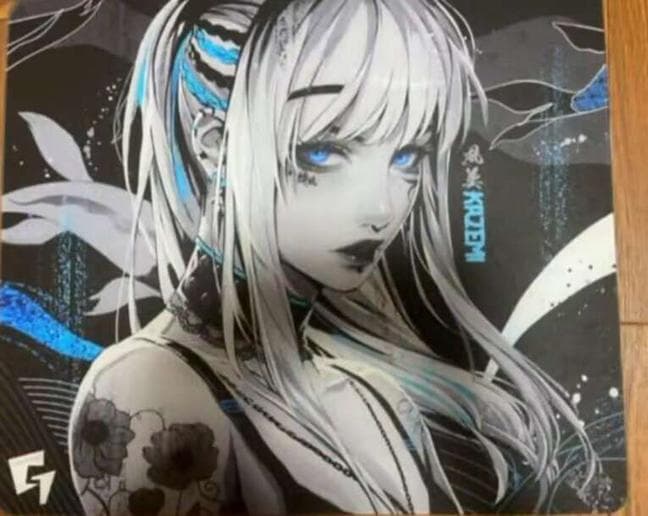 GLSSWRKS Kazemi ガラスマウスパッド