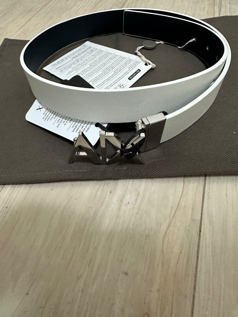 【新品】アルマーニ Armani Exchange ホワイト ベルト 75