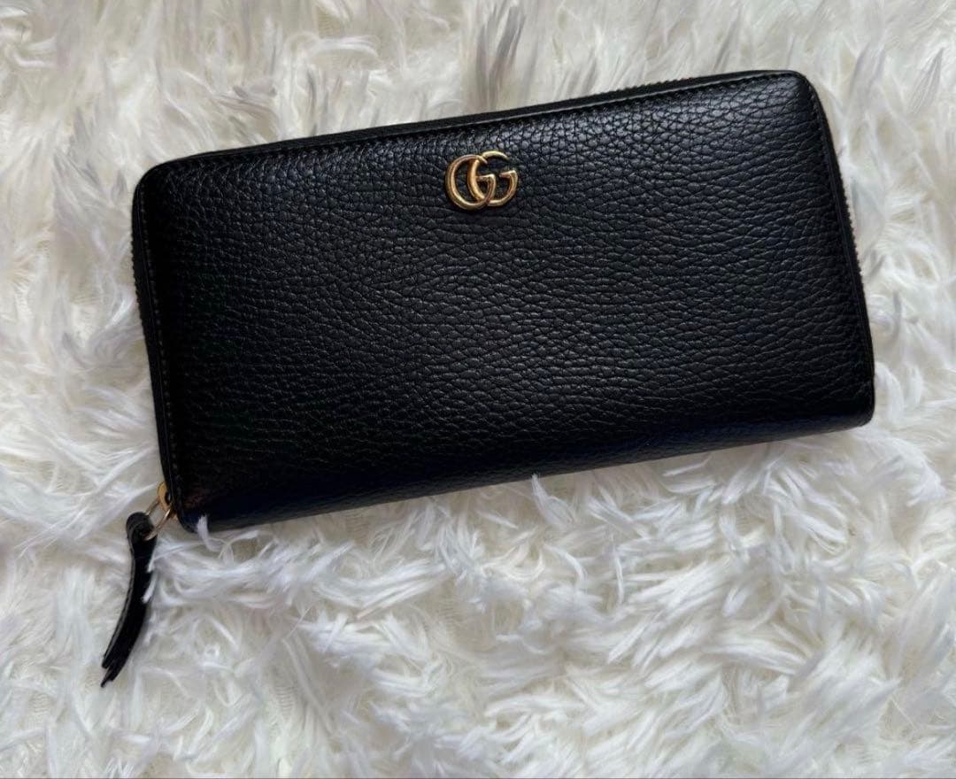 GUCCI ブラックレザー長財布 GGロゴ