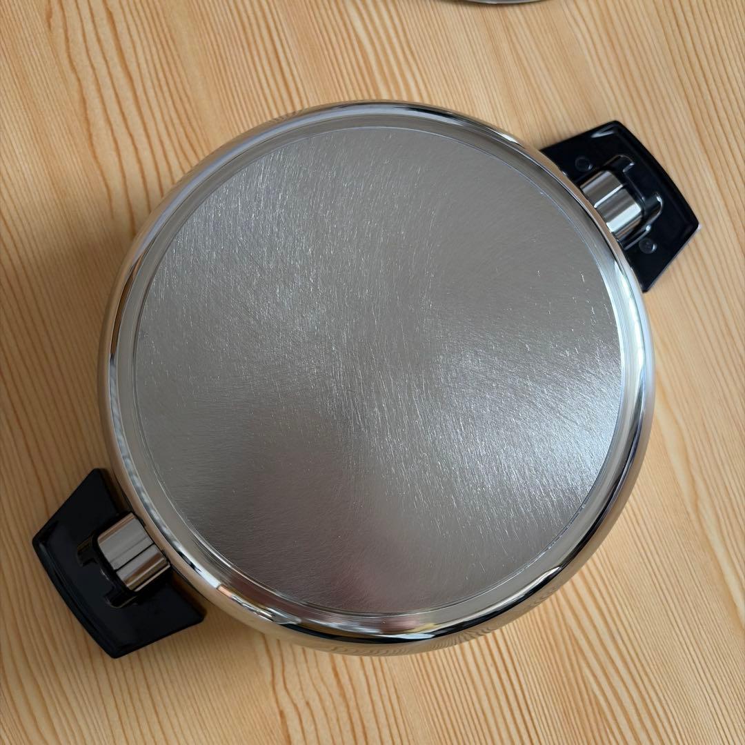 新品未使用品 ロイヤルクイーン 2コート 蓋付き IHガス両用