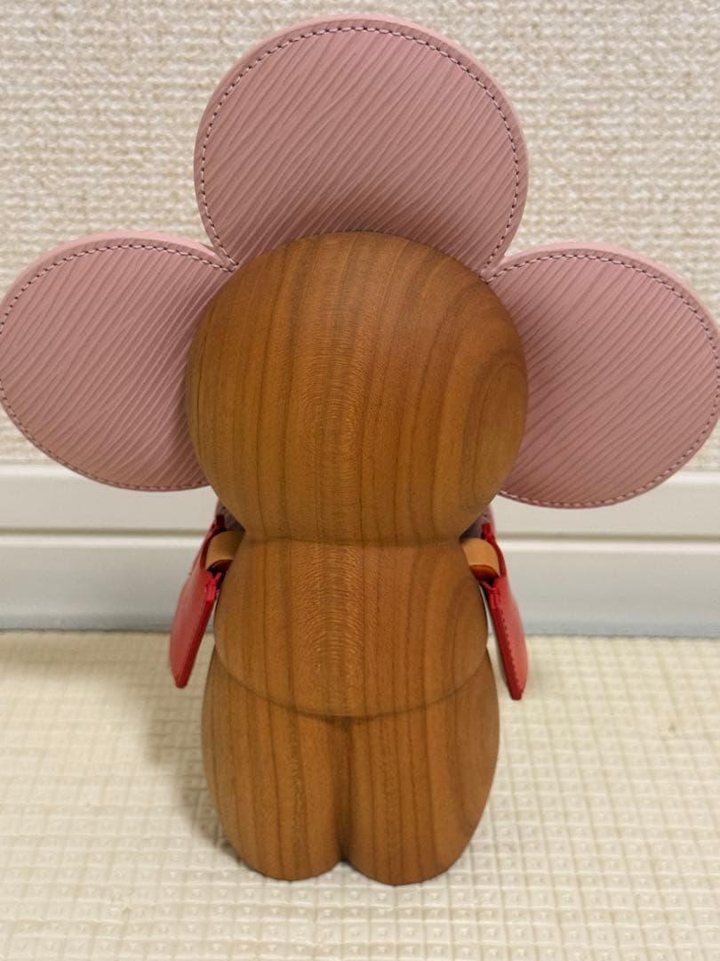 ルイヴィトン ヴィヴィエンヌ置物