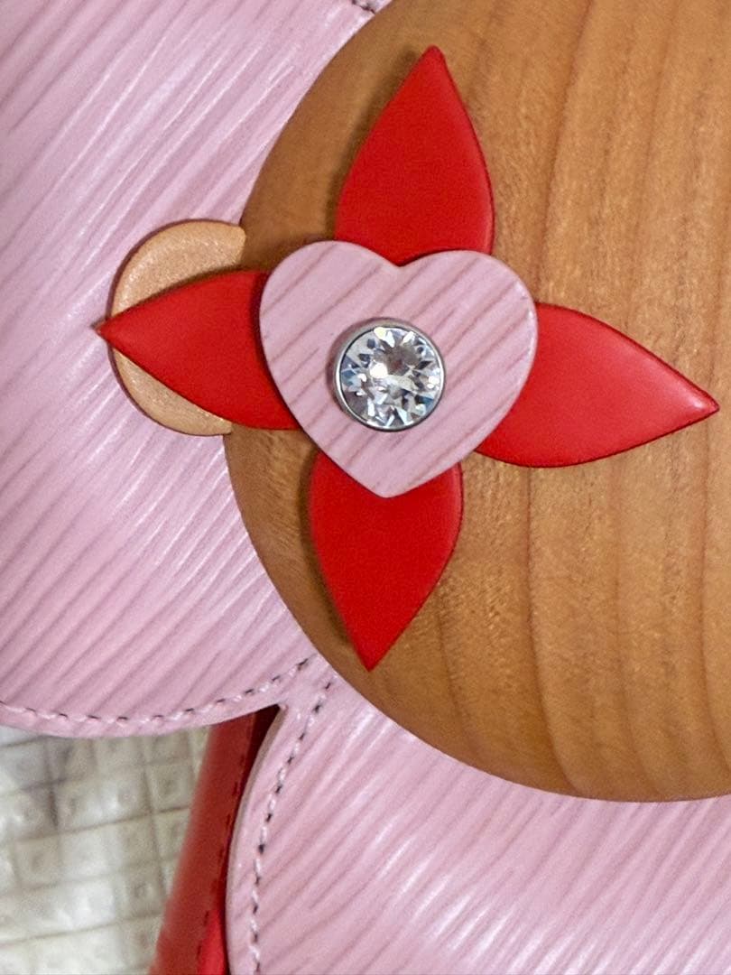 ルイヴィトン ヴィヴィエンヌ置物