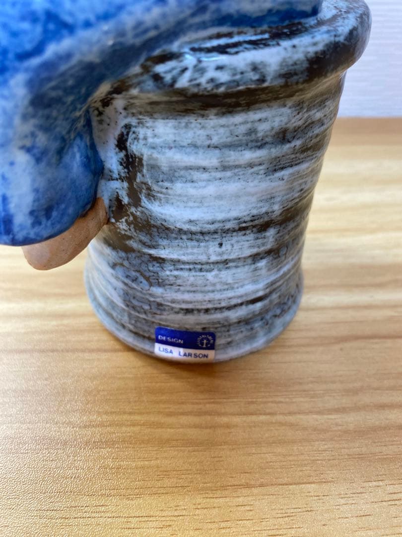 リサラーソン　花を持つ少女