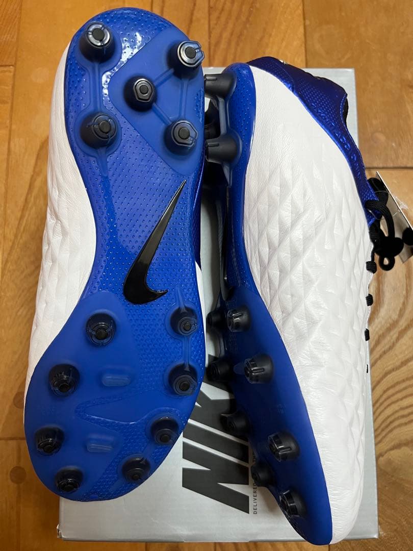 新品　激レア　廃盤品　ナイキ　ティエンポ　レジェンド8 エリート HG 25.5