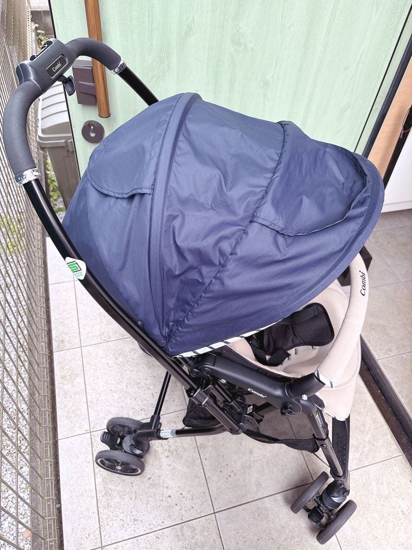 【美品】コンビ ベビーカー スゴカル 4 キャス エアー エッグショック
