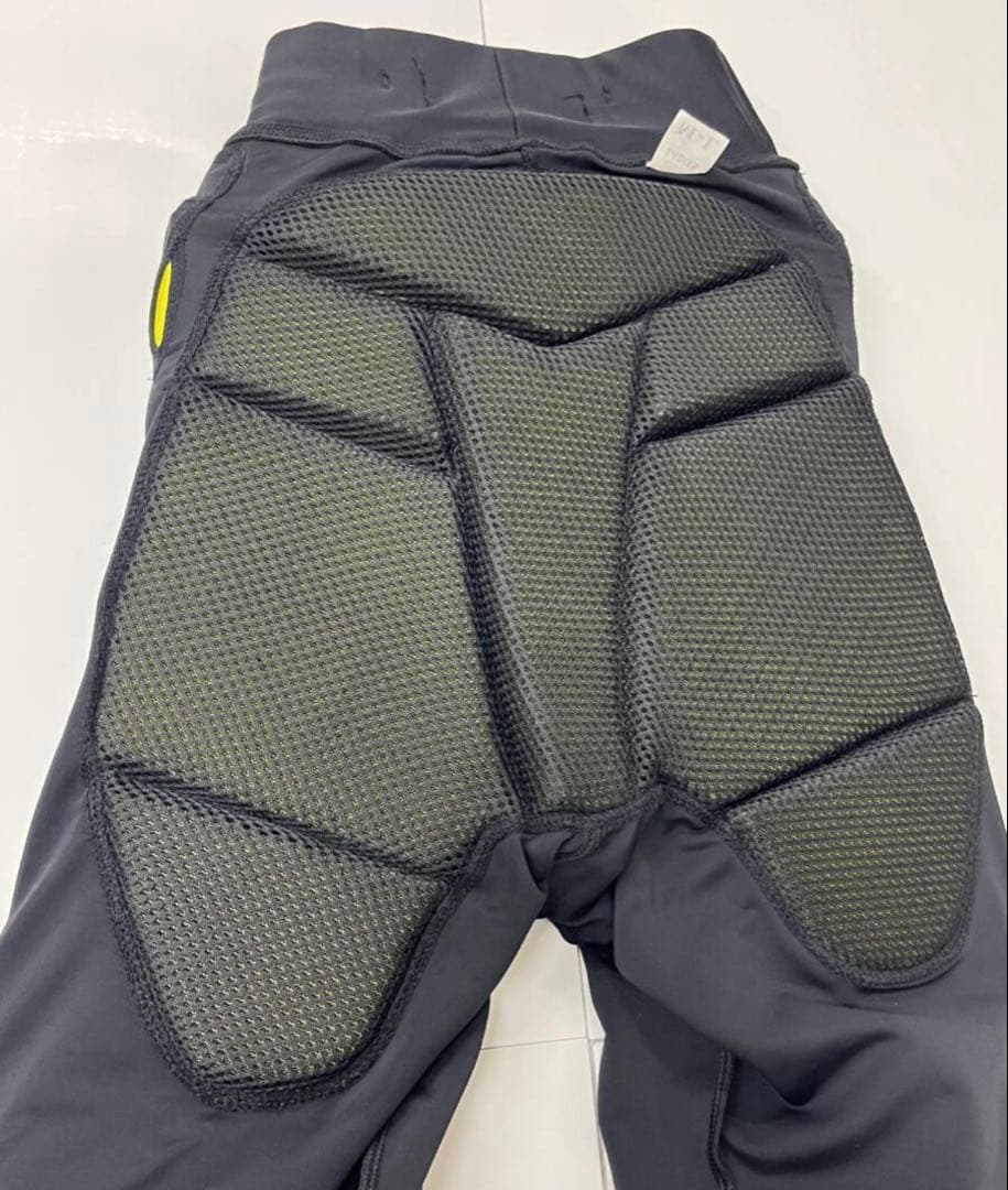 KARNA プロテクター XRD 衝撃吸収 最高級 ジュニア ML