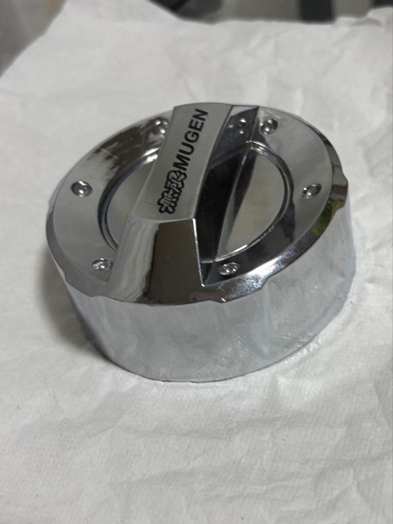 MUGEN 無限　フューエルキャップカバー