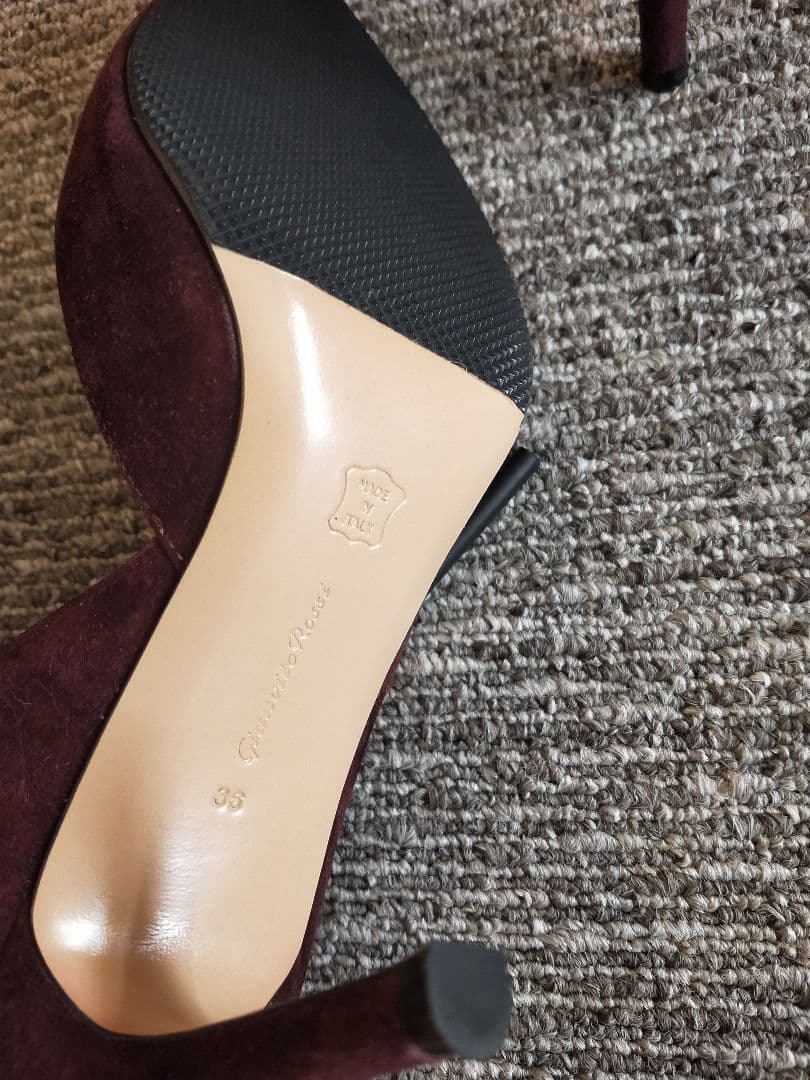 極美品　ジャンヴィトロッシ　パンプス　スエード　ブラウン　アンクルストラップ36