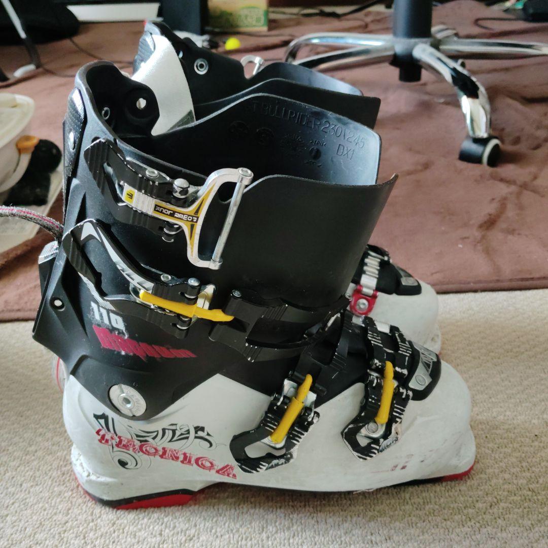 Tecnica　magnum 110 シダスインソール