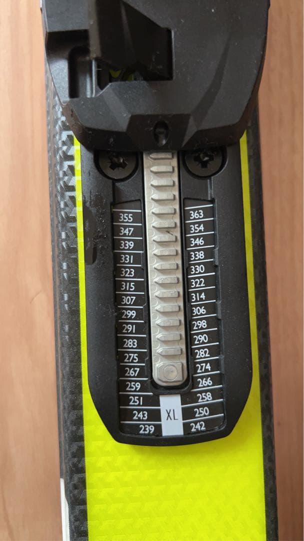 シュトロイレ　スキー板160