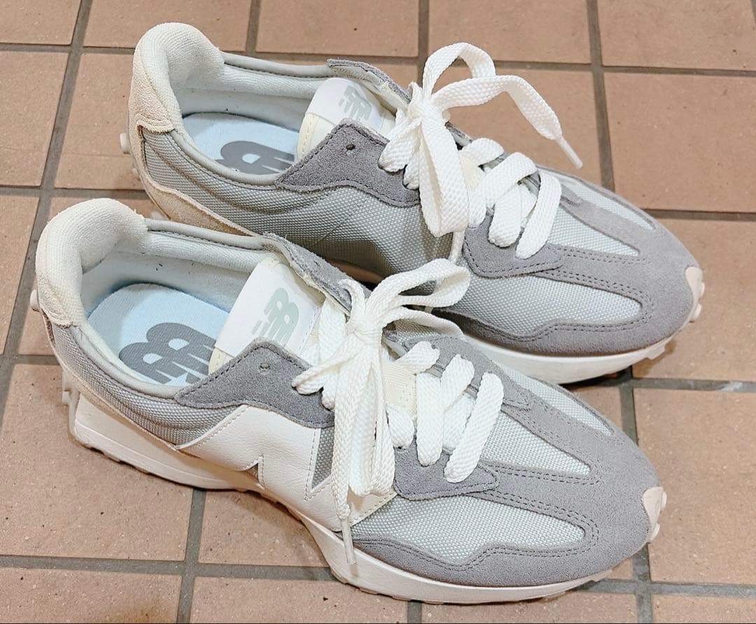 ニューバランス327 24.5センチ