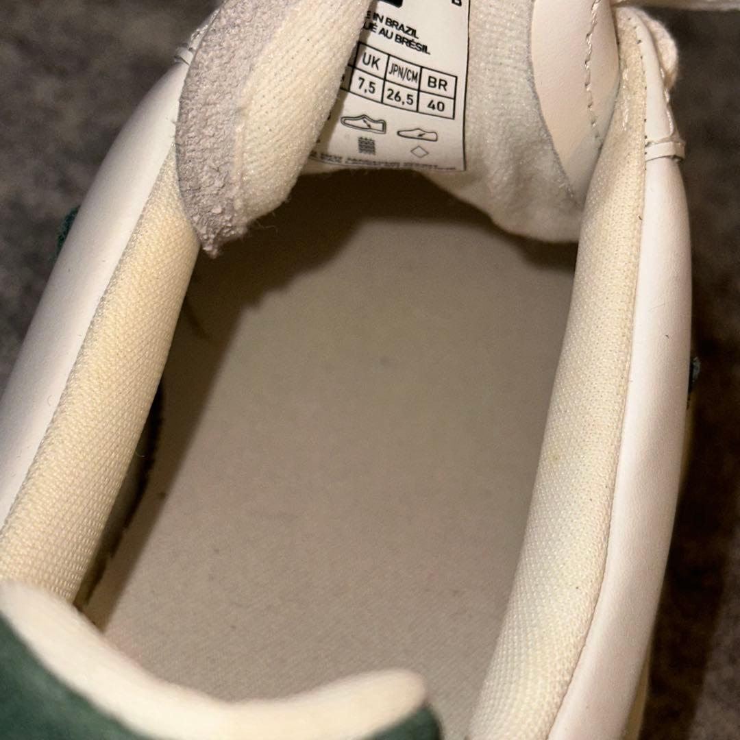 【VEJA】美品✨レザースニーカー　白　v-12 緑　26.5cm メンズ