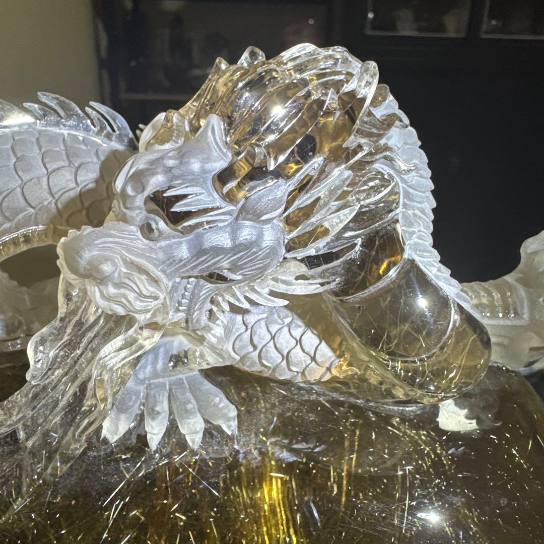 展示品クラス　皇帝龍　太陽放射ルチル　龍彫水晶　ゴールドルチル　龍彫
