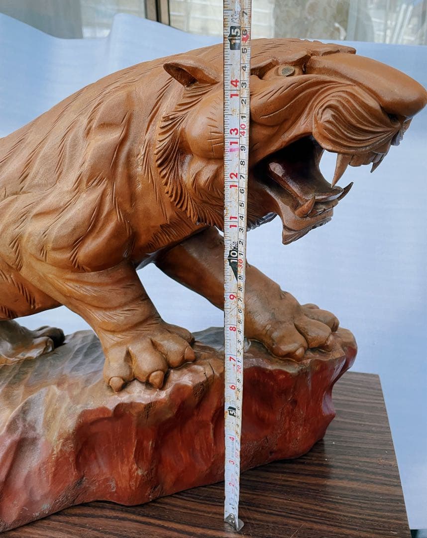 美品大型【昭和レトロ】 虎の置物　木彫り長さ約80cm高 約46cm置き物