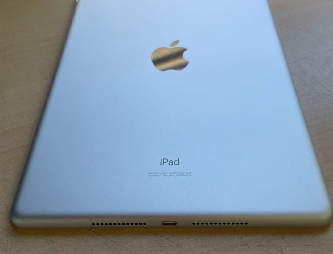 iPad 第7世代　A2197 Wi-Fiモデル　シルバー　32GB 超美品#1