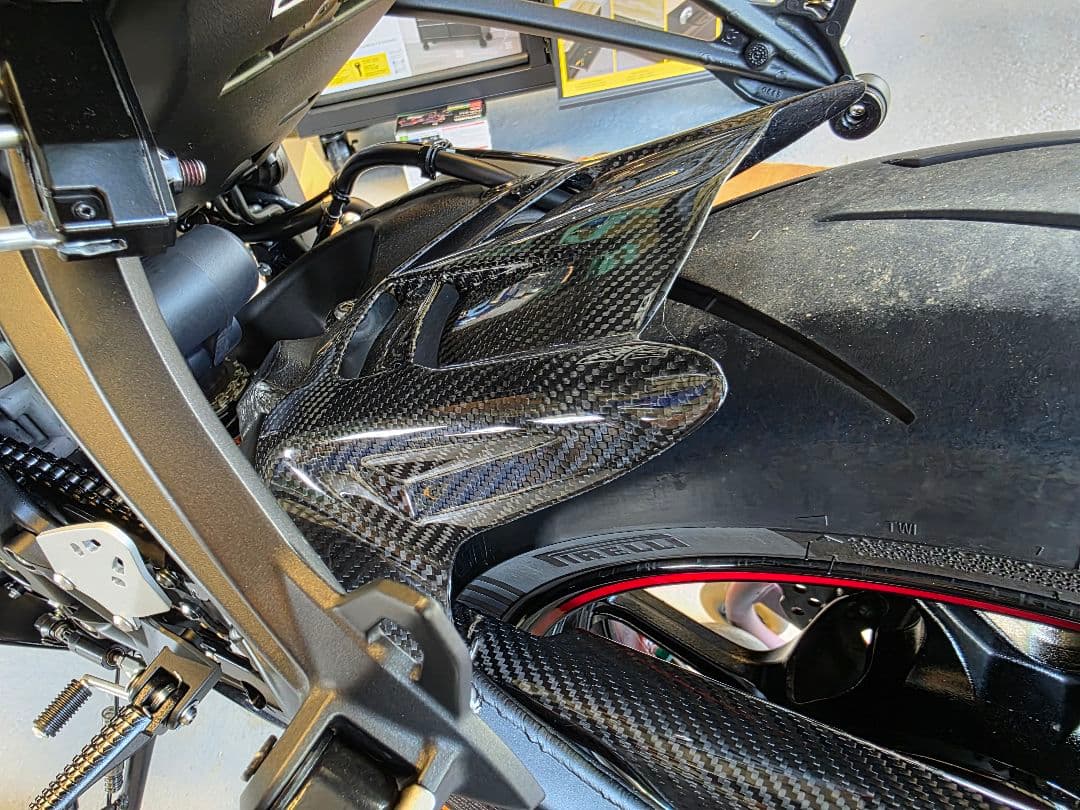 ZX6R カーボンリアフェンダー