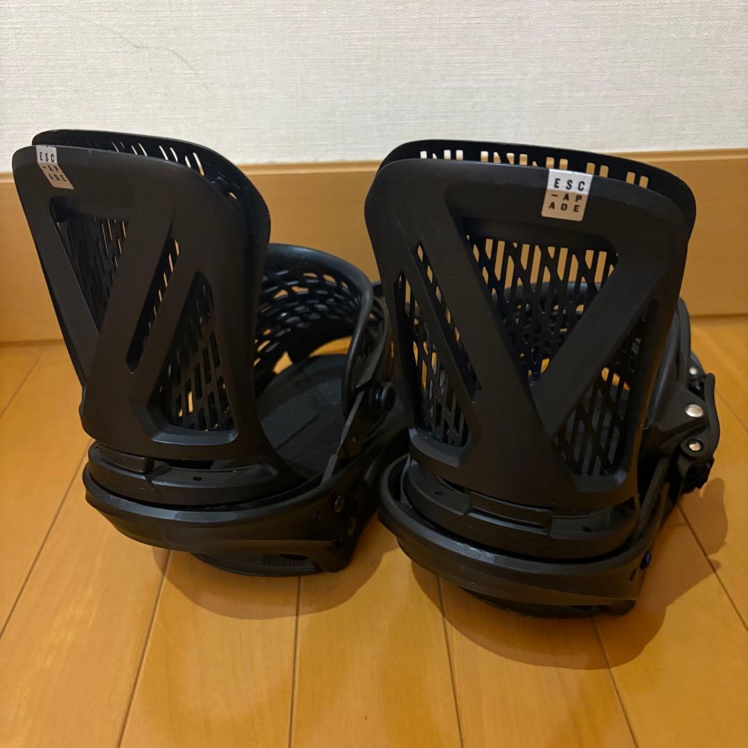 【美品】Burton Escapade レディースMスノボビンディング 2回使用