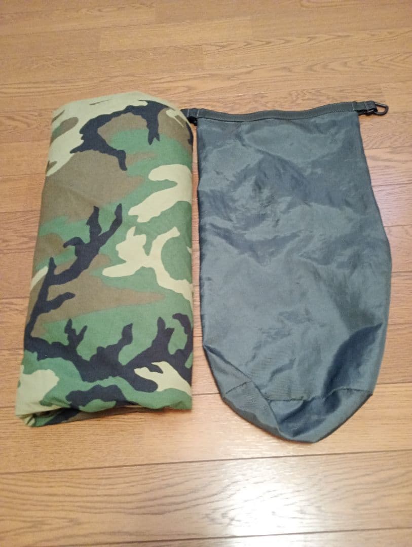 迷彩柄の寝袋カバー　GORE-TEX（中古品）