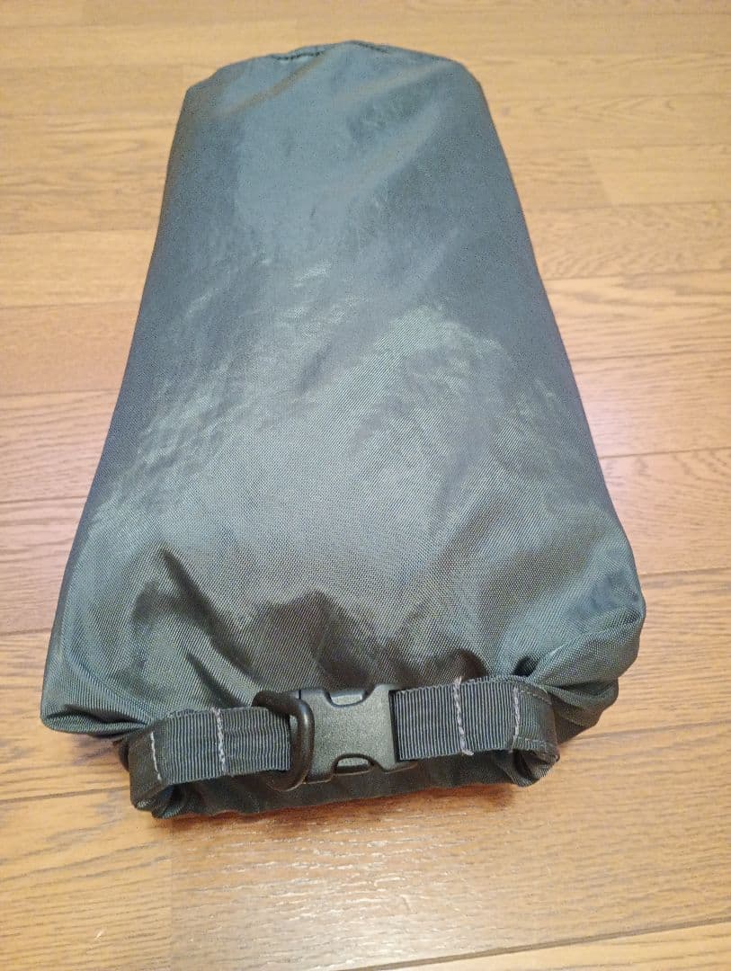 迷彩柄の寝袋カバー　GORE-TEX（中古品）