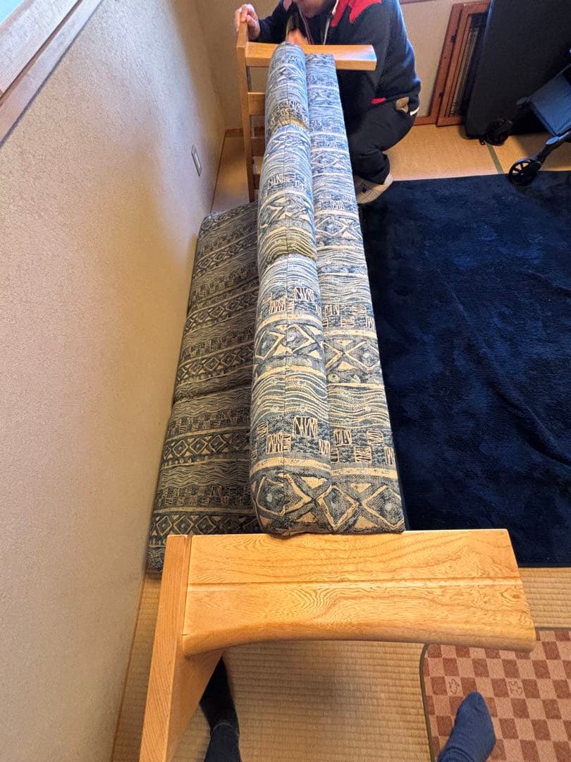 青と白の幾何学模様 2.3人掛けソファ