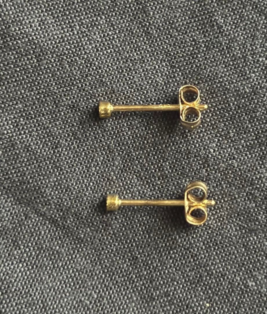 agete k18ダイヤモンドピアス