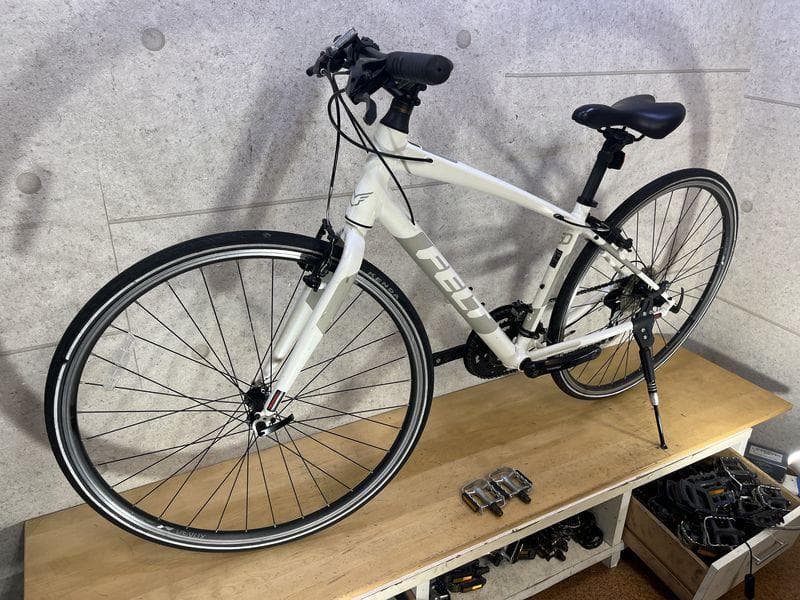 FELT　VERZA　SPEED　５０　sizeS クロスバイク