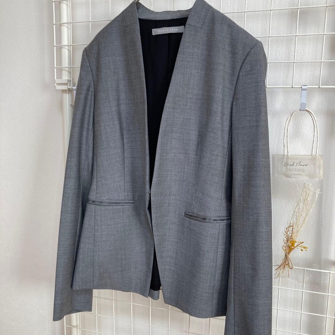 【美品】theory luxe ノーカラーパンツスーツ上下大きいサイズ40〜42